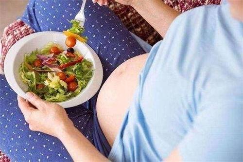 梦到自己吃蜜瓜,揭秘梦到吃蜜瓜的深层寓意