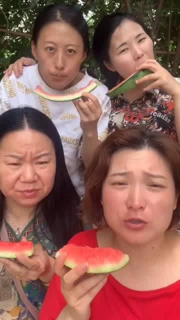 吃瓜爆料化妆图片,化妆前后对比图大曝光！