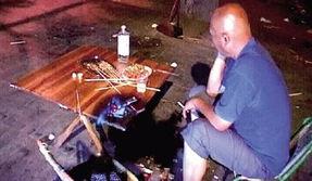 男子凌晨吃瓜,男子凌晨吃瓜引发的神秘事件 第3张 男子凌晨吃瓜,男子凌晨吃瓜引发的神秘事件 第3张