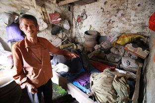 吃瓜老头回家,揭秘乡村生活的温馨瞬间  第2张